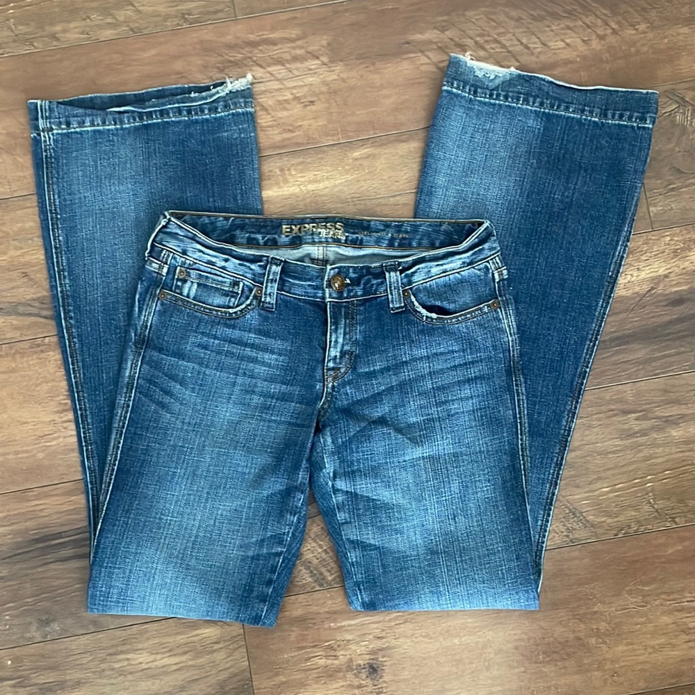 Express Jeans